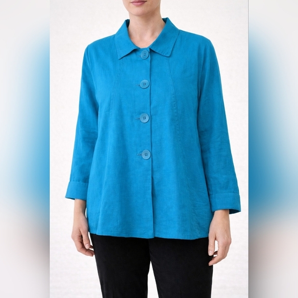 Dolcezza Jackets & Blazers - Dolcezza blue linen blazer coat
100% Linen